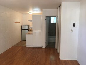1029 Litch Ct in Reno, NV - Building Photo - Building Photo