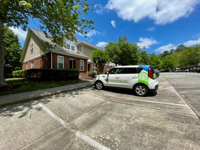 Highgate Townhomes in Durham, NC - Building Photo - Building Photo