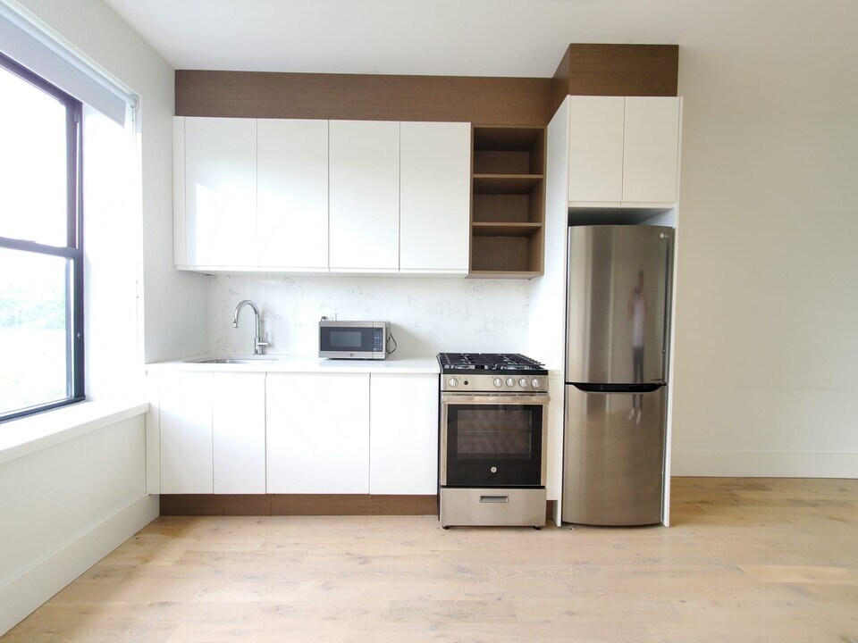 34 Magnolia Ave in Jersey City, NJ - Building Photo