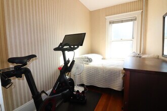 551 Brookline Ave, Unit 1 in Brookline, MA - Building Photo - Building Photo