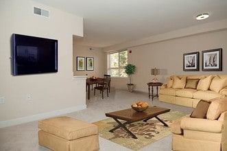 Tanglewood Apartments in Silver Spring, MD - Building Photo - Building Photo