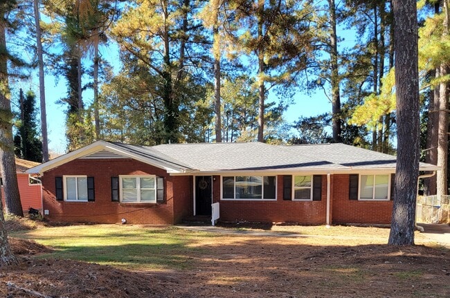 property at 1831 Shepherd Cir SW