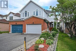 1205 Clyde Ave. in Ottawa, ON - Building Photo