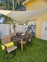 226 Seabreeze Cir in Jupiter, FL - Building Photo