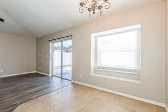 1225 Dragon Head Dr in Valrico, FL - Building Photo - Building Photo