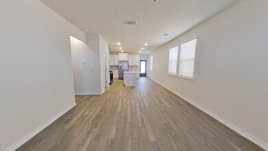 197 Nettletree Dr in Mustang Ridge, TX - Building Photo - Building Photo