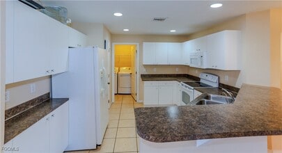 317 NE 10th Terrace in Cape Coral, FL - Building Photo - Building Photo