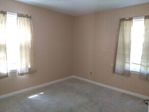 1647 N Pennsylvania Ave in Wichita, KS - Building Photo - Building Photo