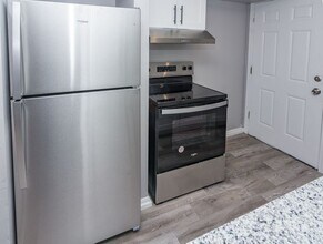 6135 S Indiana Ave in Chicago, IL - Building Photo - Building Photo