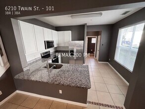 6210 Twain St in Orlando, FL - Building Photo - Building Photo