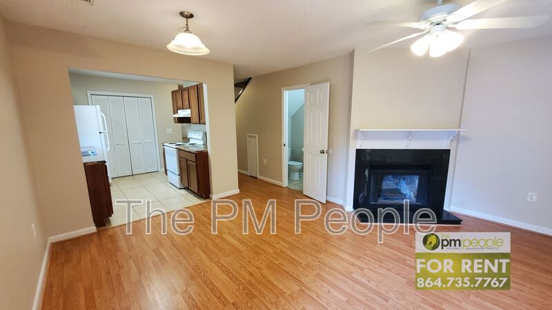 19 Pointer Ln in Greenville, SC - Building Photo
