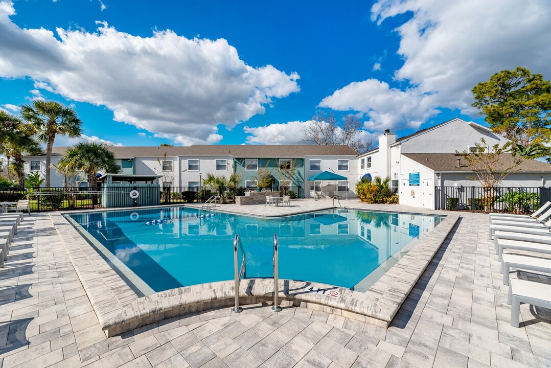 The Palms at Casselberry in Casselberry, FL - Foto de edificio