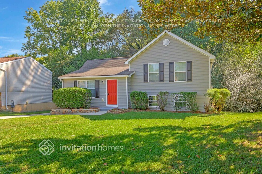 5255 Sweet Air Ln in Stone Mountain, GA - Building Photo