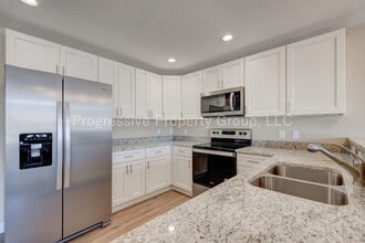 678 Thimbleberry Point in Colorado Springs, CO - Building Photo - Building Photo