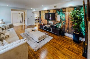 200 NE 16th Ave in Fort Lauderdale, FL - Building Photo