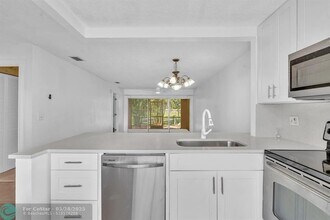922 Banks Rd in Coconut Creek, FL - Building Photo - Building Photo