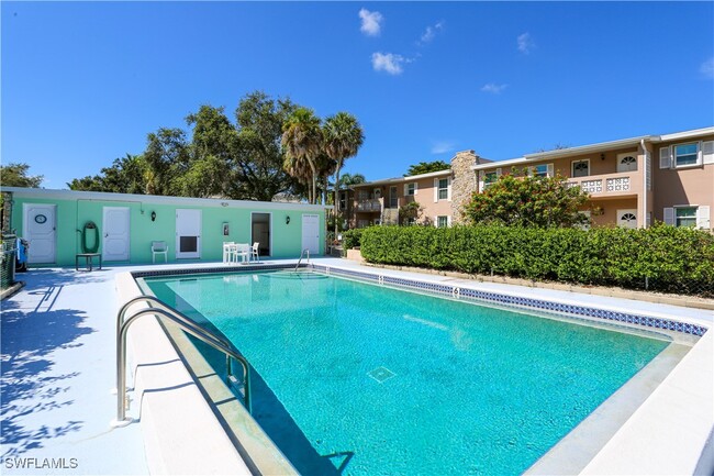 property at 221 Cypress Way E