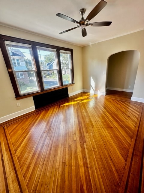 228 Laurel Ave, Unit #1 in Maplewood, NJ - Foto de edificio - Building Photo