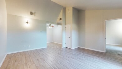 3 Redwood Ct in Santa Rosa, CA - Building Photo - Building Photo
