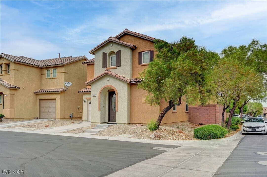40 Fundy Ave in Las Vegas, NV - Building Photo