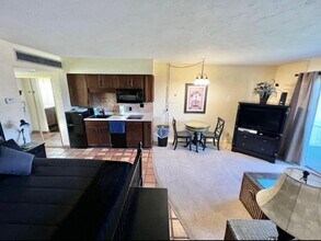 73850 Fairway Dr in Palm Desert, CA - Building Photo - Building Photo
