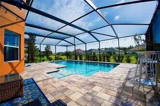 4646 Pointe O Woods Dr in Wesley Chapel, FL - Building Photo - Building Photo