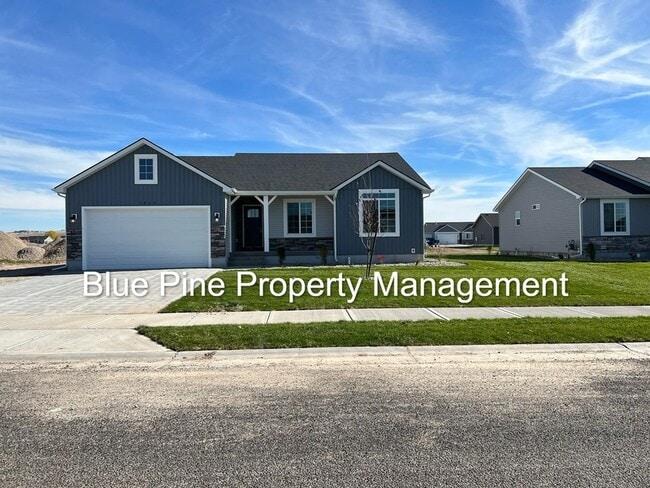 property at 3840 Ventura Ave
