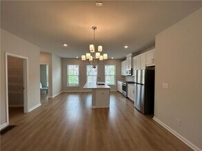 3715 Davis Cir in Duluth, GA - Building Photo - Building Photo