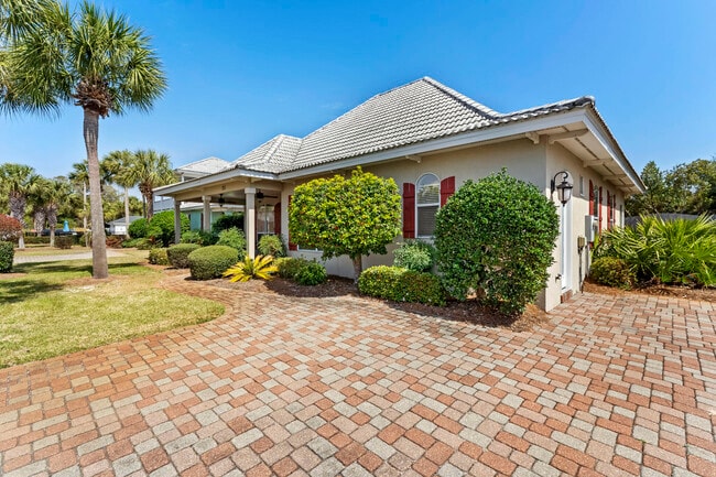 25 Opal Cove in Destin, FL - Building Photo - Building Photo