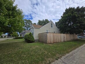 1489 West Blvd in Berkley, MI - Building Photo - Building Photo
