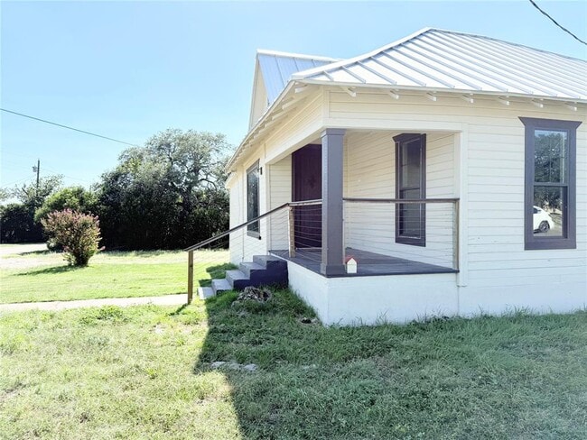property at 100 W Caskey St