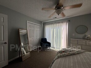 1425 E Ocean View Ave in Norfolk, VA - Building Photo - Building Photo