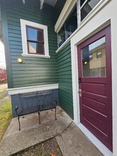 3265 NE Alberta St in Portland, OR - Foto de edificio - Building Photo