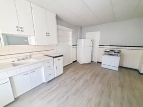 1601 Liberty St in Erie, PA - Foto de edificio - Building Photo