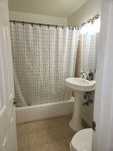 3332 Spring Ln in Falls Church, VA - Building Photo - Building Photo