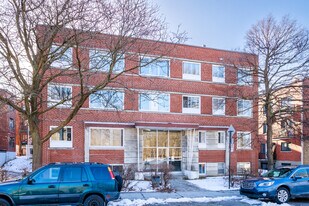 4970 Saint-Kévin Av in Montréal, QC - Building Photo