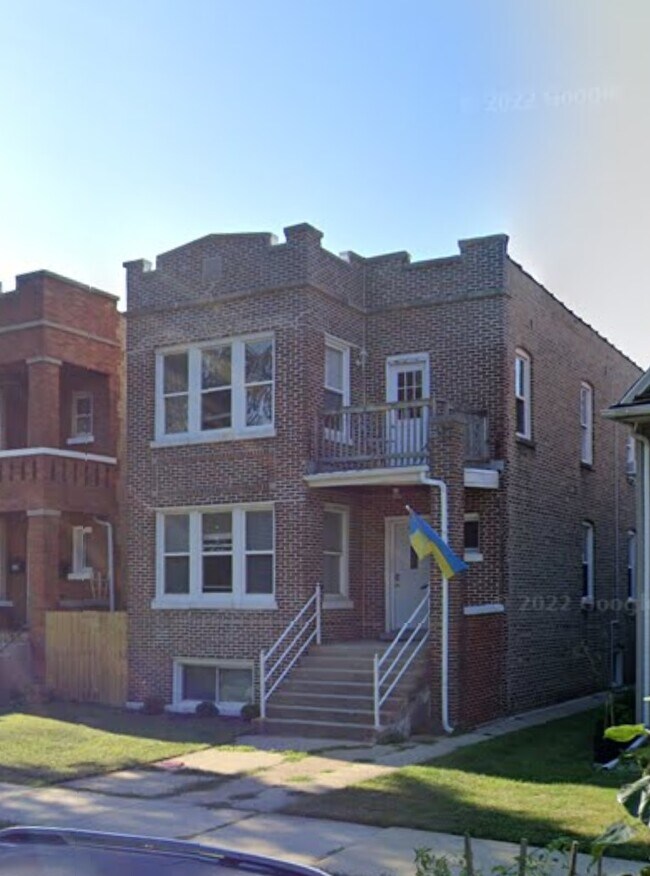 4823 W Patterson Ave Rentals in Chicago, IL