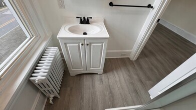 208 Bridge St in Mont Clare, PA - Building Photo - Building Photo