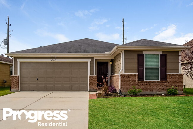 property at 29327 Legends Green Dr