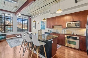 1261 Caroline St NE in Atlanta, GA - Building Photo