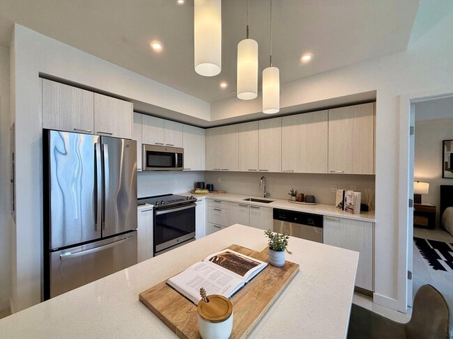 122 NE 23rd St, Unit B1 in Miami, FL - Building Photo - Building Photo