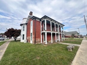 301 N Main St in Franklin, KY - Building Photo - Building Photo