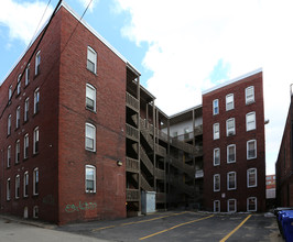 Weston Terrace in Manchester, NH - Building Photo - Building Photo