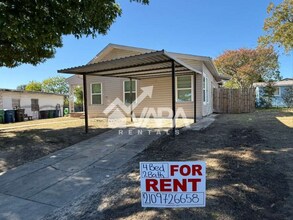 115 Maurine Dr in San Antonio, TX - Building Photo - Building Photo