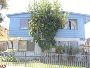 4921 S Slauson Ave in Culver City, CA - Foto de edificio - Building Photo