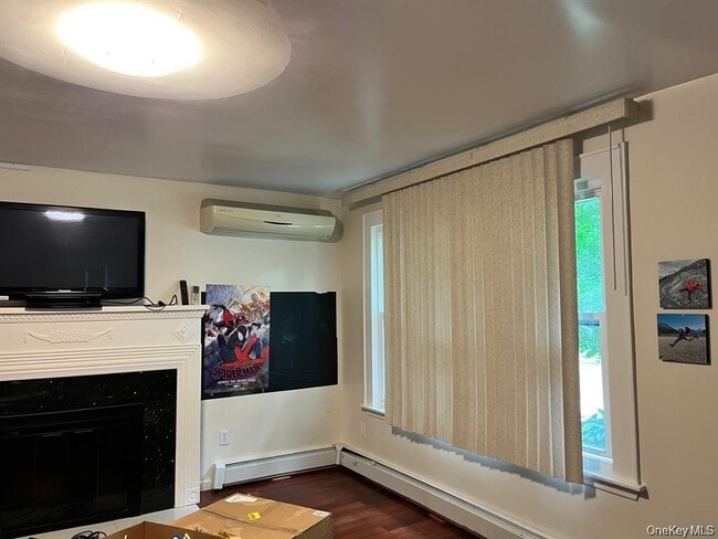 21 Nassau Rd in Great Neck, NY - Building Photo - Building Photo