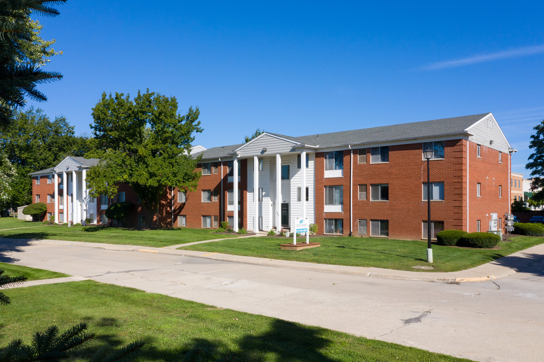 Tecumseh Apartments & Townhomes in Tecumseh, MI - Building Photo