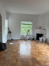 4035 Meridian Ave, Unit 306 in Miami Beach, FL - Building Photo - Building Photo