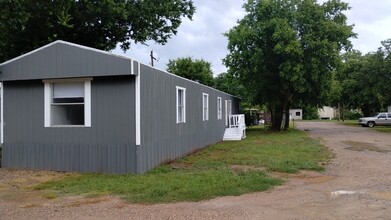 507 1/2 Tidal St in Burkburnett, TX - Building Photo - Building Photo