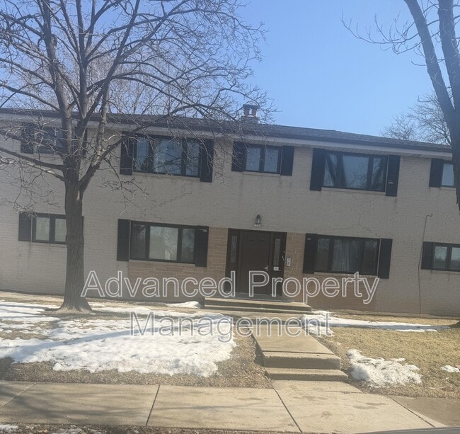 property at 5750 N 91st St
